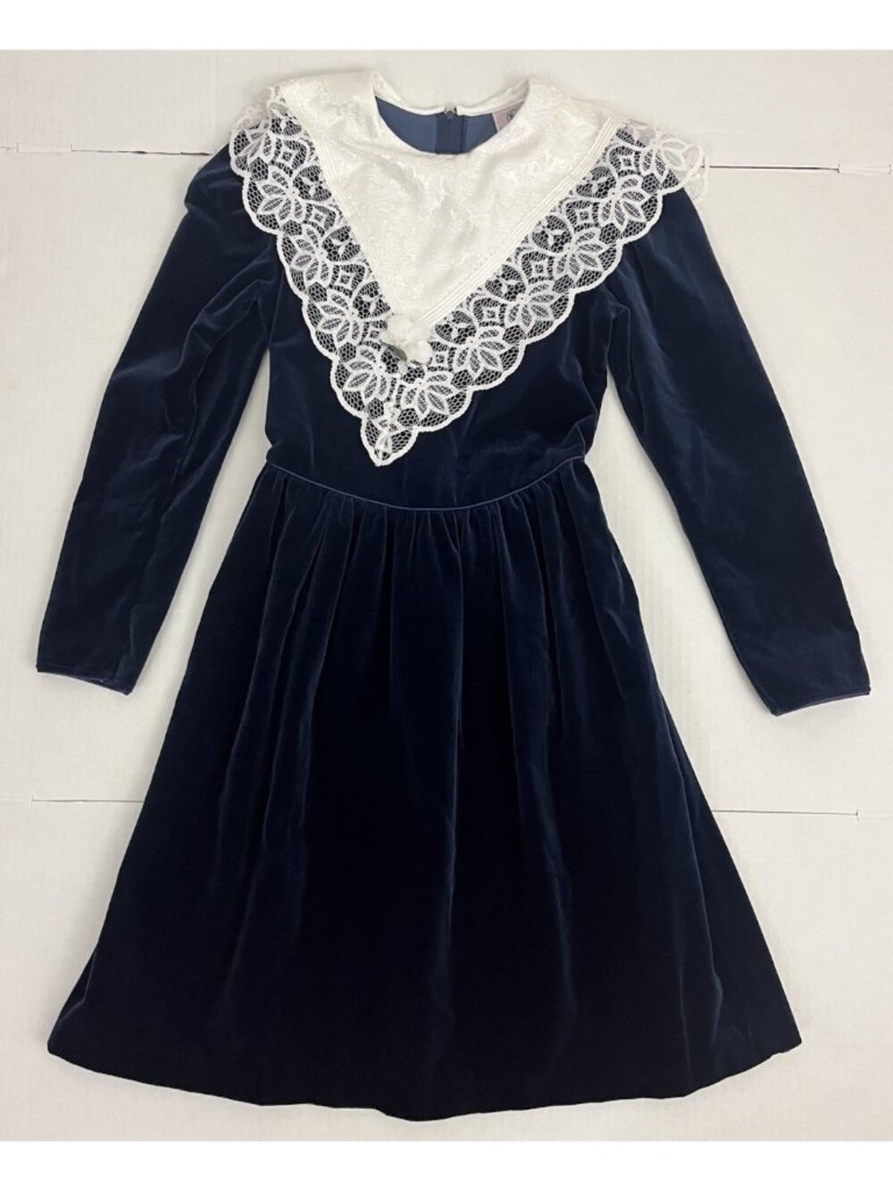 Vintage Carrousel Girl's 14 Blue Velvet Party Dress Wide Lace Collar